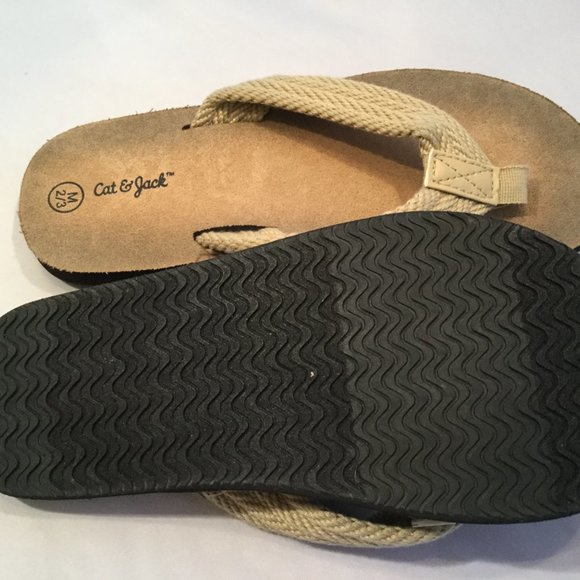 NWT Cat & Jack Tan/Fred Sandals - Picture 2 of 3